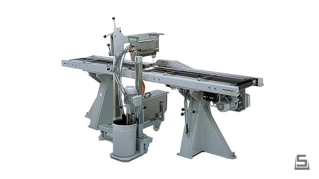 Inclined curtain coating machine